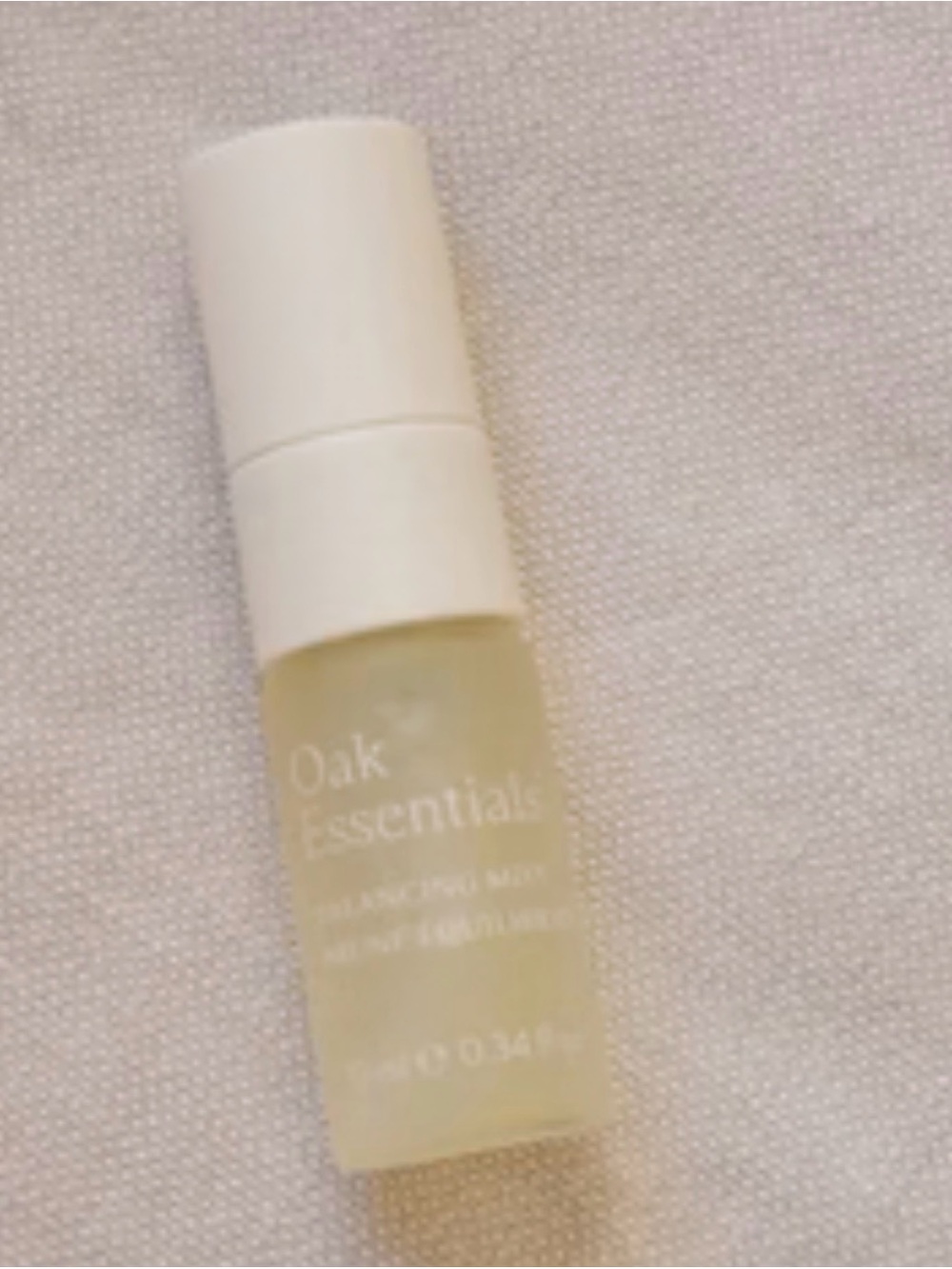 Oak Essentials Mini Simple Routine Skin Set In Oak Essentials mesh bag - Picture 2 of 6